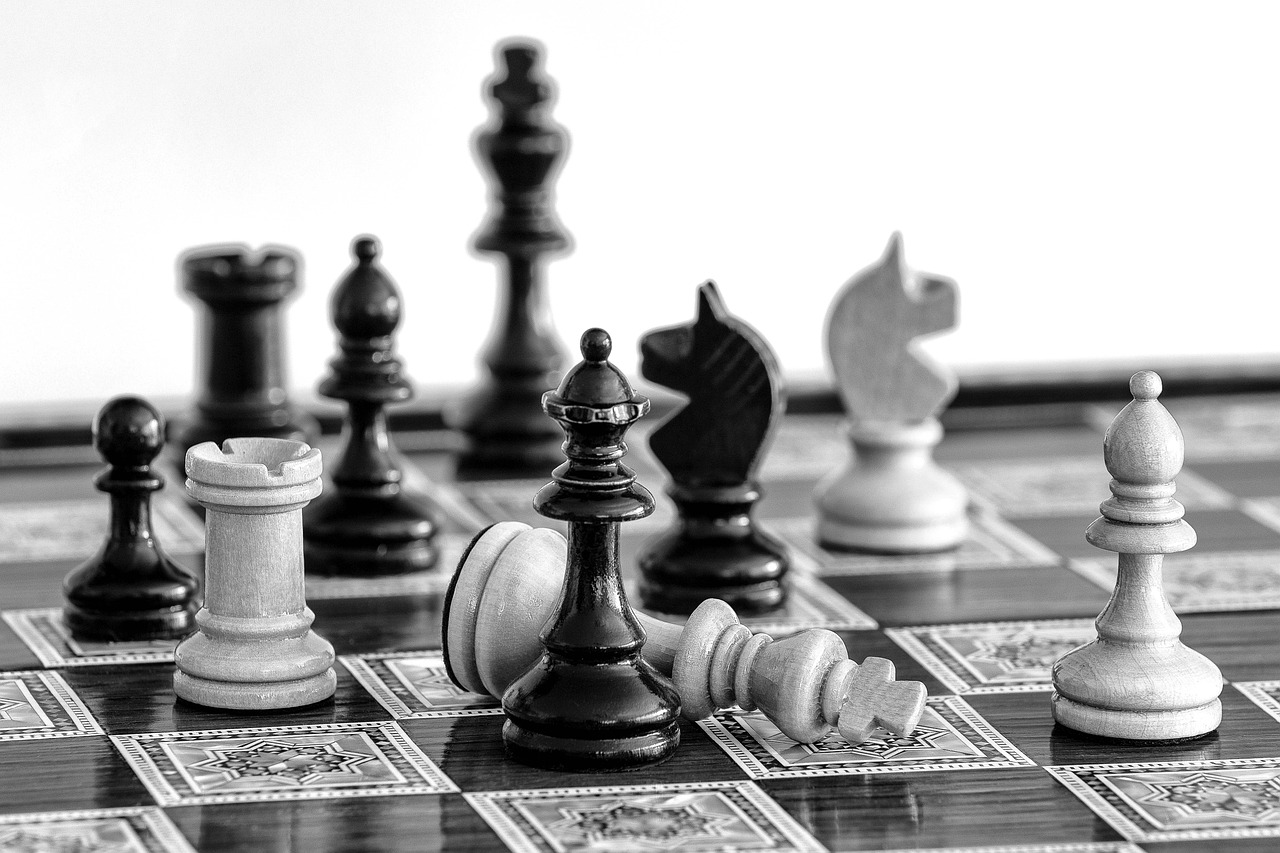 The Geometry of the Board: The Deep Connection Between Chess and Mathematics